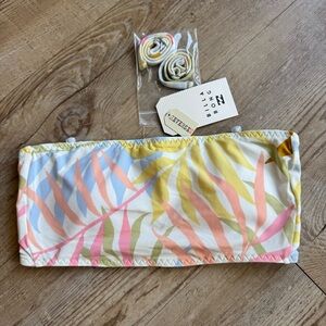NWT Billabong Reversible Bikini Top